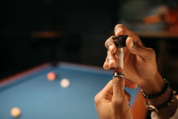 snooker cue and chalk